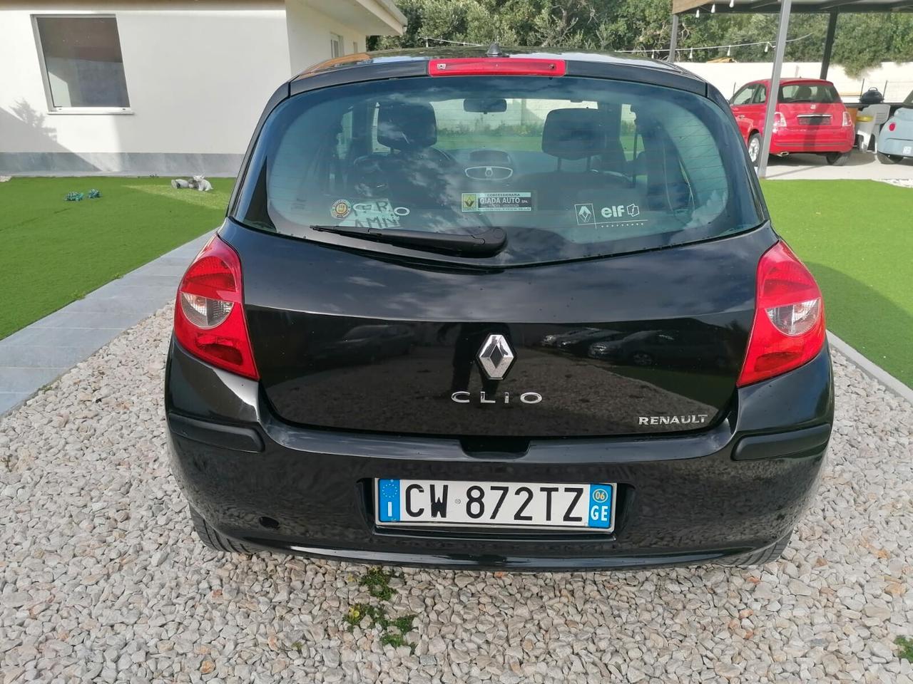 Renault Clio 1.2 16V 3 porte Confort