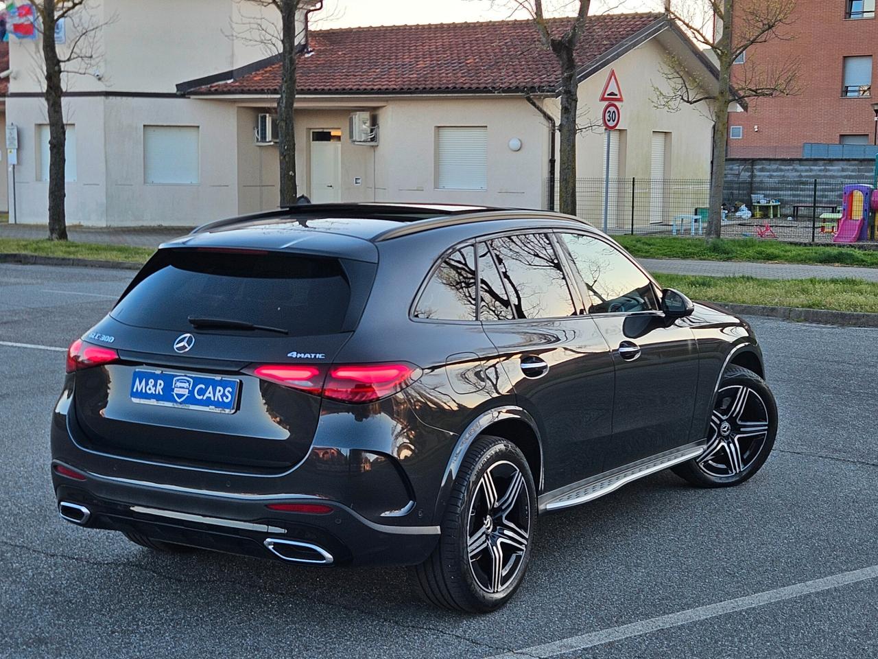 Mercedes-benz GLC 300 4Matic Premium Plus STRAFULL