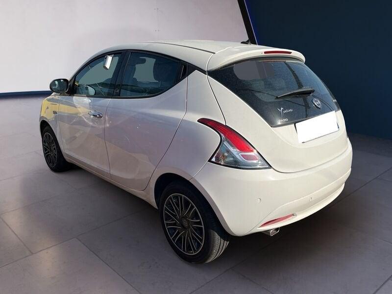 Lancia Ypsilon III 2015 1.0 hybrid Gold s&s 70cv