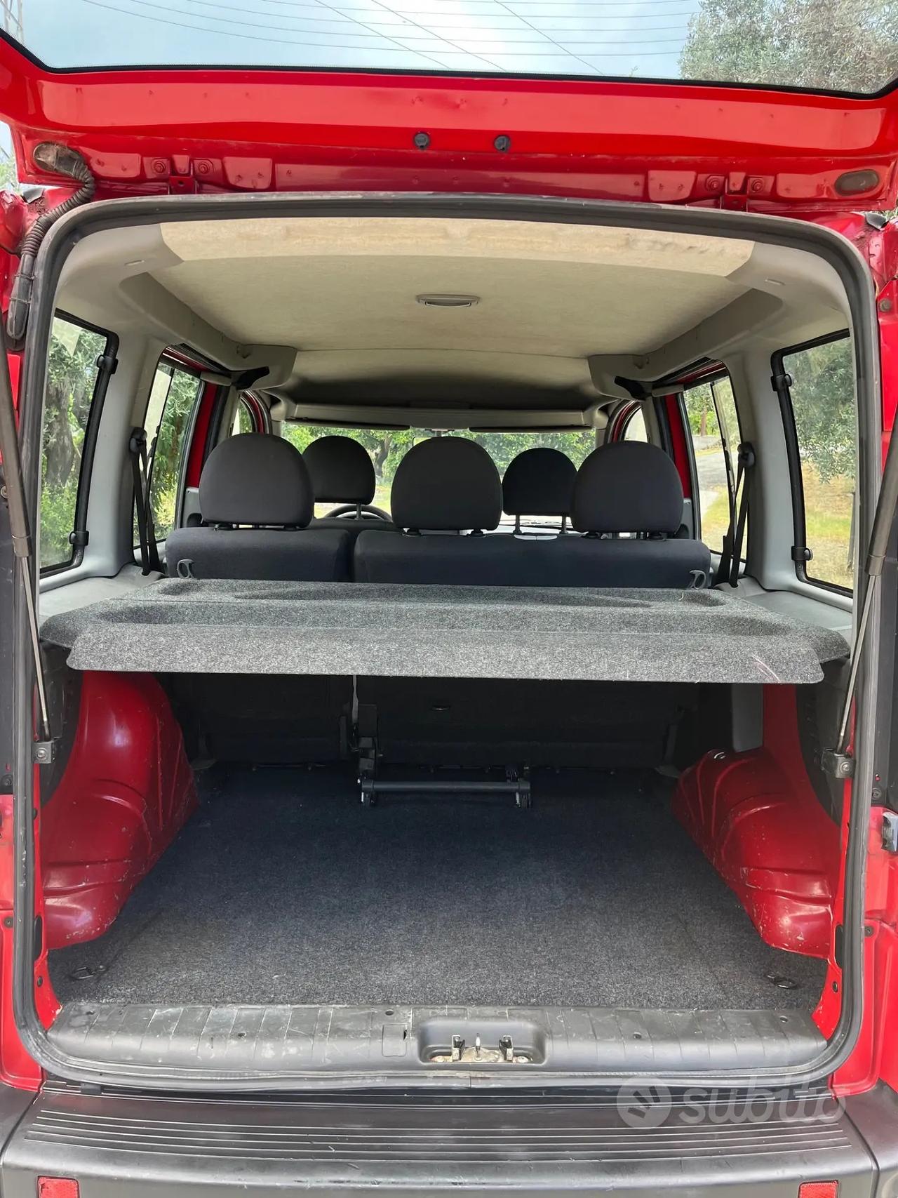 Fiat Doblo 1.3 MTJ 85CV EURO4 POCHI KM 1PROPR NUOV
