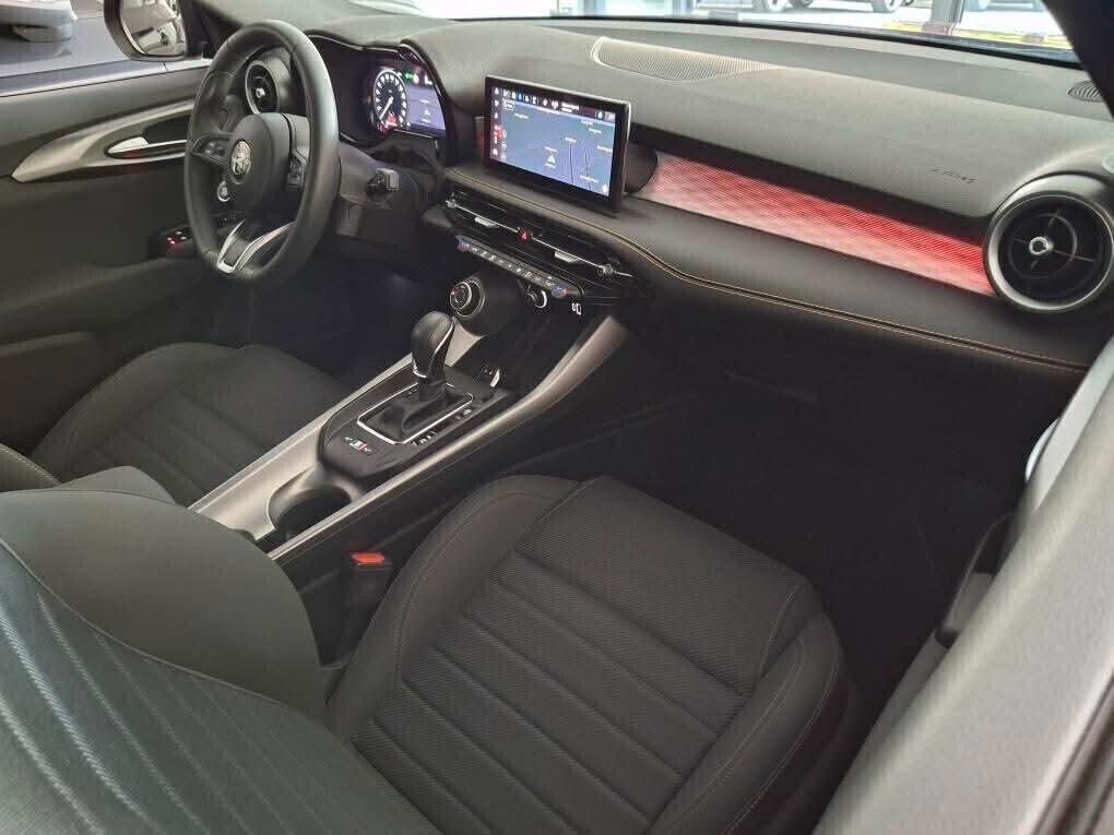 Alfa Romeo Tonale 1.6 diesel 130 CV TCT6 Veloce