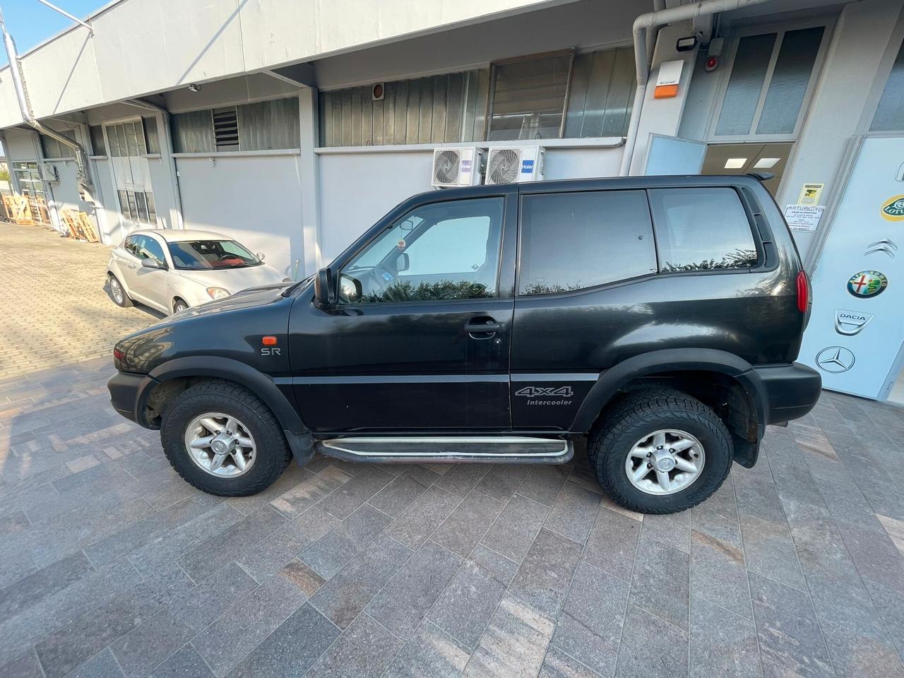 Nissan Terrano II 2.7 Tdi 3 porte SE