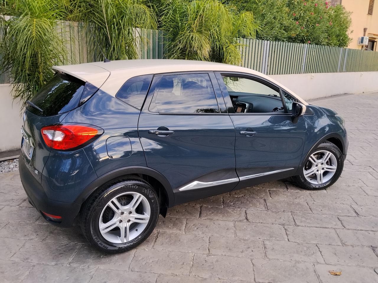 Renault Captur 1.5 diesel 110 CV full optional