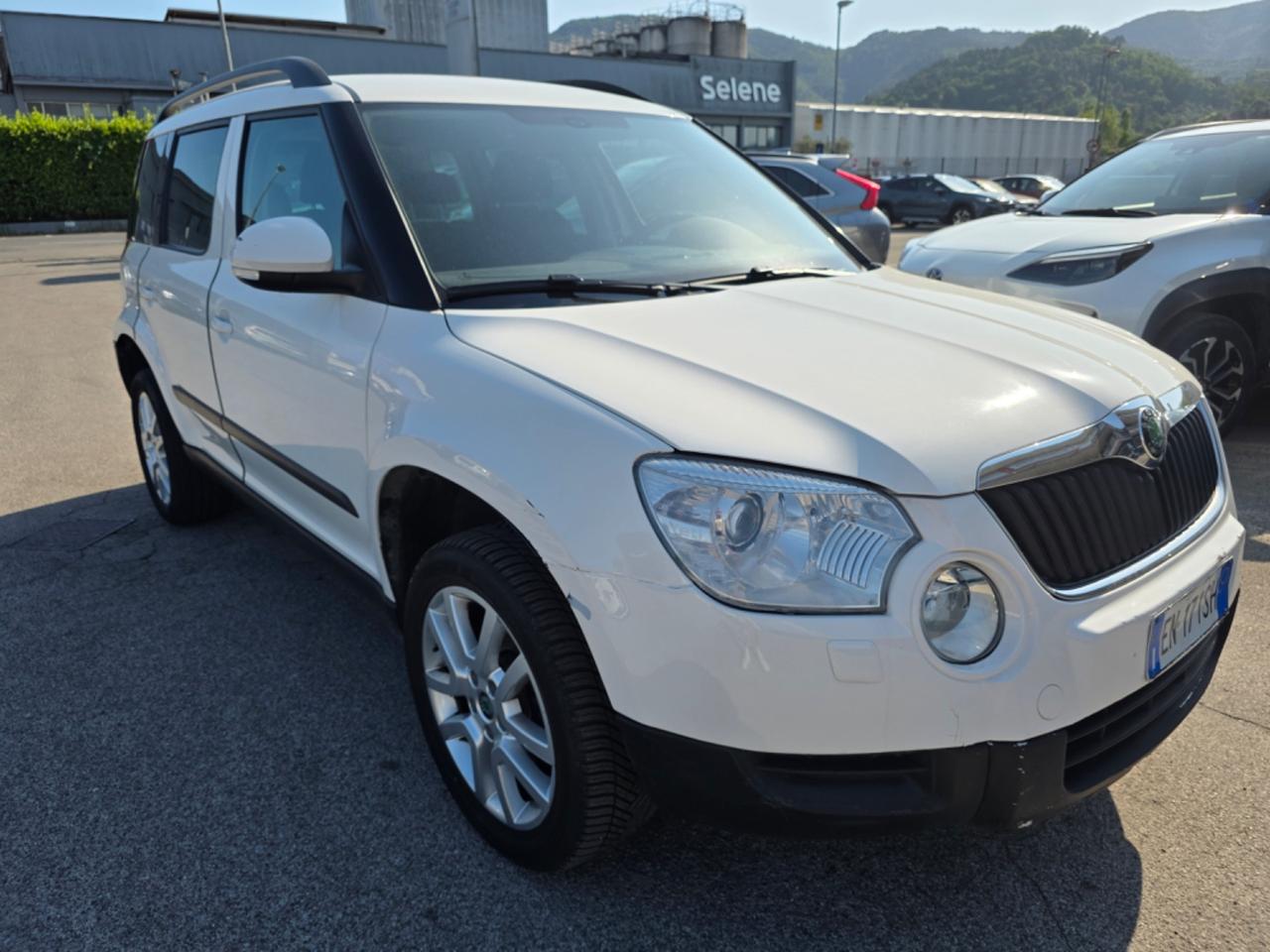 Skoda Yeti 2.0 TDI CR 140CV DSG 4x4 Elegance