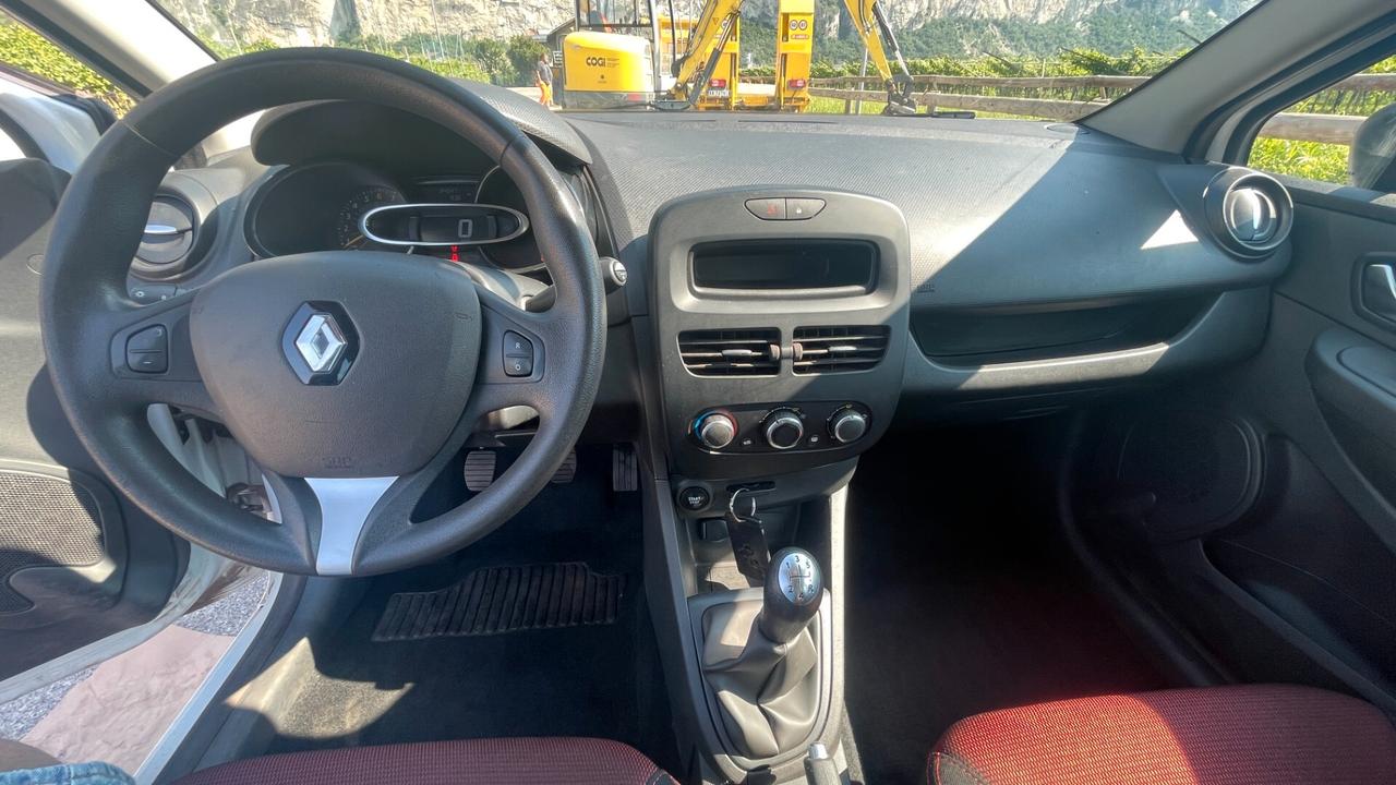 RENAULT CLIO 1.2 BENZINA 5 PORTE - 2016