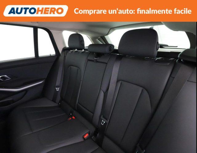 BMW 320 d 48V Business Advantage