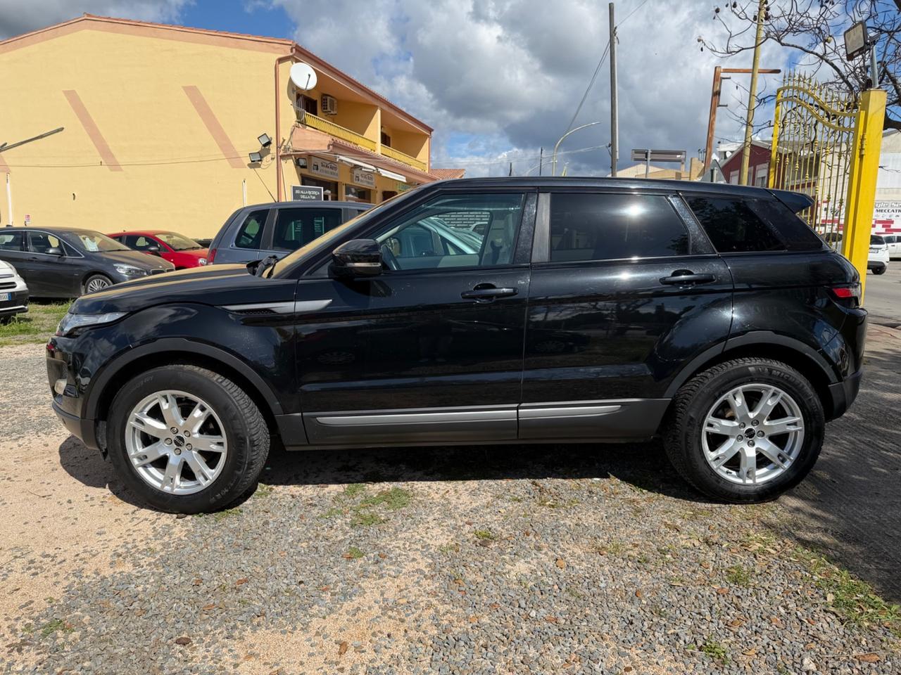 Land Rover RR Evoque 2.2 TD4 5p. Prestige