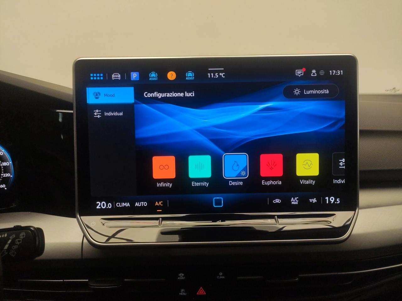 Volkswagen Golf 2.0 TDI 115 CV SCR Life