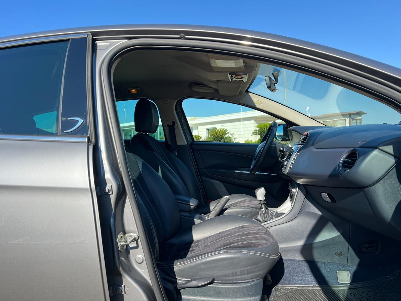 Lancia Delta 1.6 MJT 120cv Platino - 2011