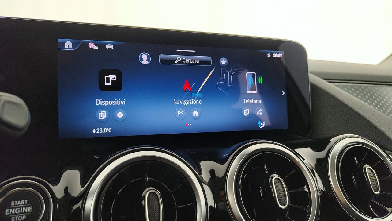 Mercedes-Benz GLA 180 d Progressive Advanced auto