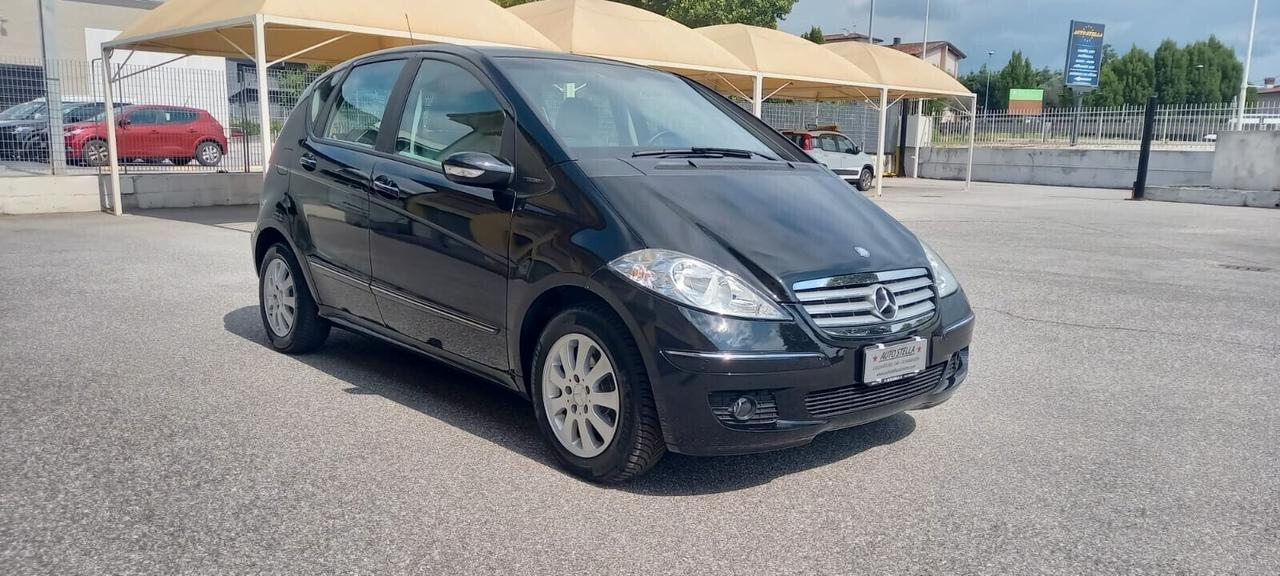 Mercedes-Benz Classe A 150 All. Elegance Benzina cc. 1.5 CV. 95 Cambio Automatico 5 Porte 5 Posti Utilizzabile anche per i Neopatentati.