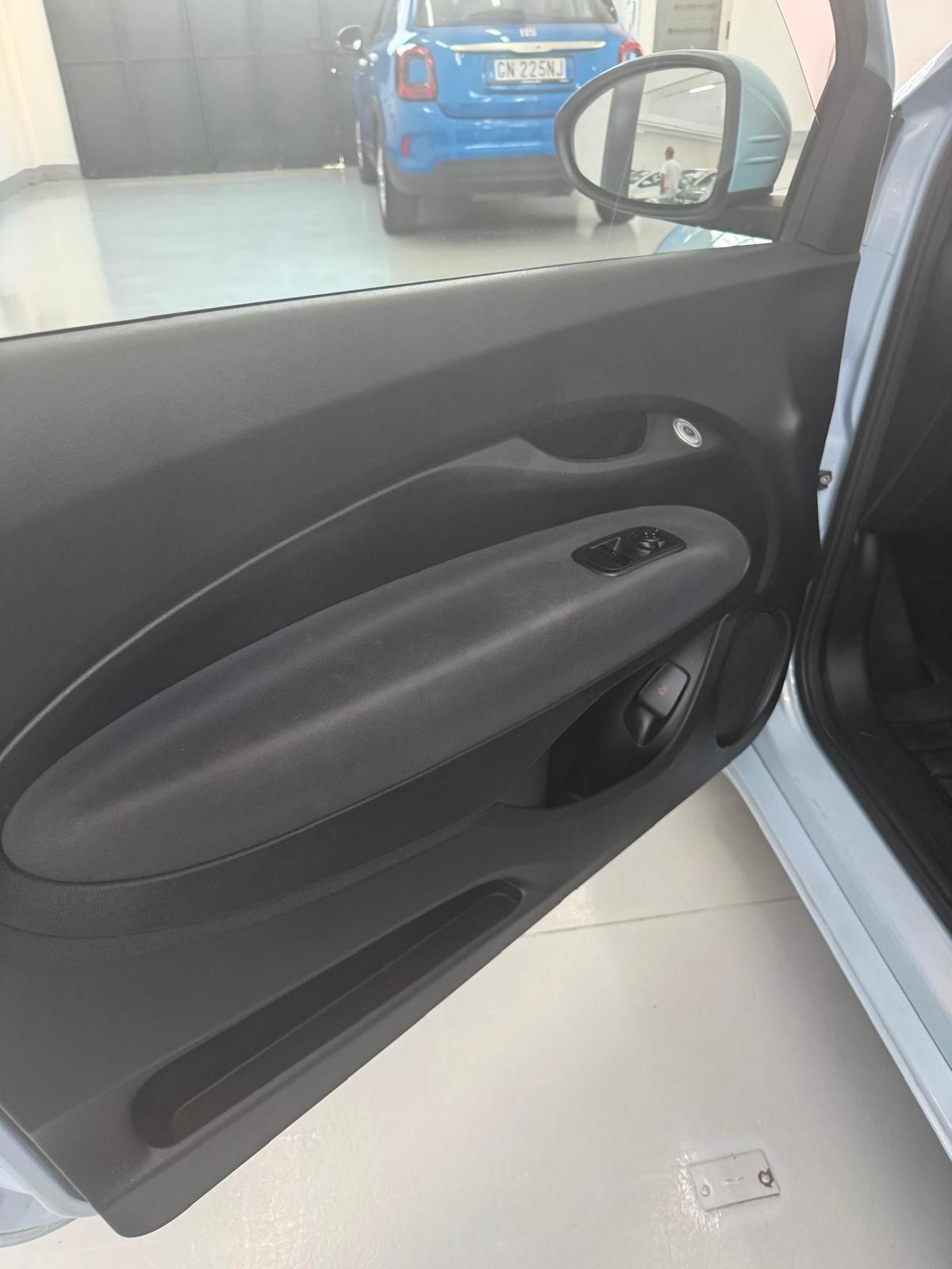 Fiat 500 500e Berlina 42 kWh Icon