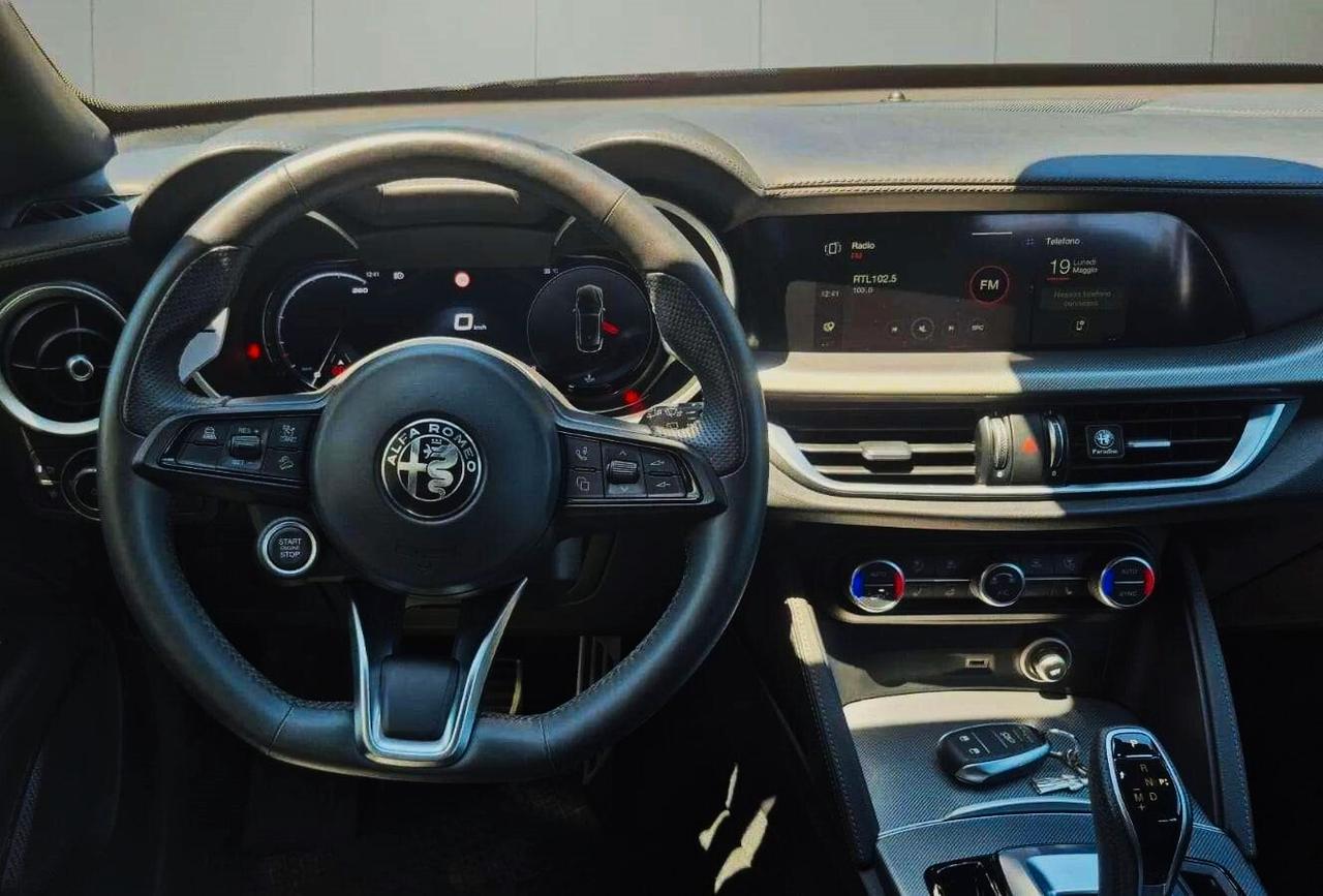 Alfa Romeo Stelvio 2.2 Turbodiesel 210 CV AT8 Q4 Tributo Italiano