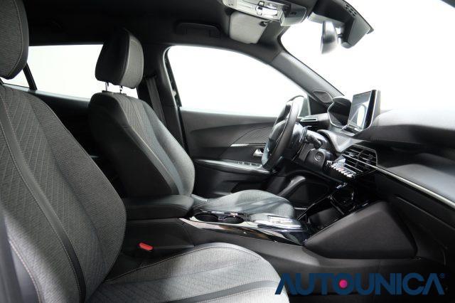 PEUGEOT 2008 PURETECH 130 S&S EAT8 GT FULL LED NEOPATENTATI