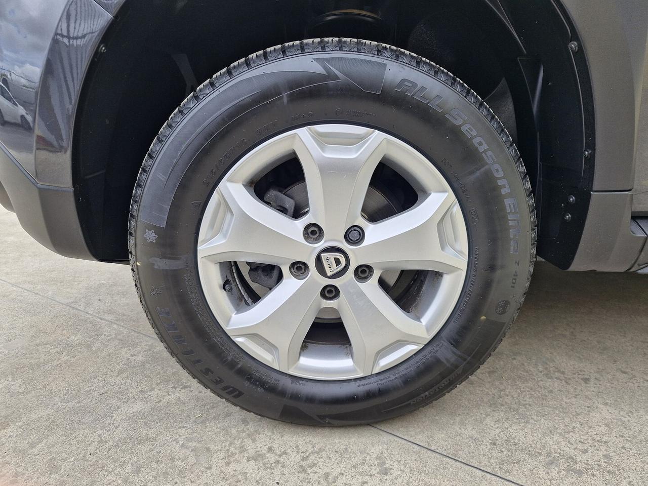 DACIA DUSTER 1.6 SCe 4x2 PRESTIGE NAVI 90000 KM