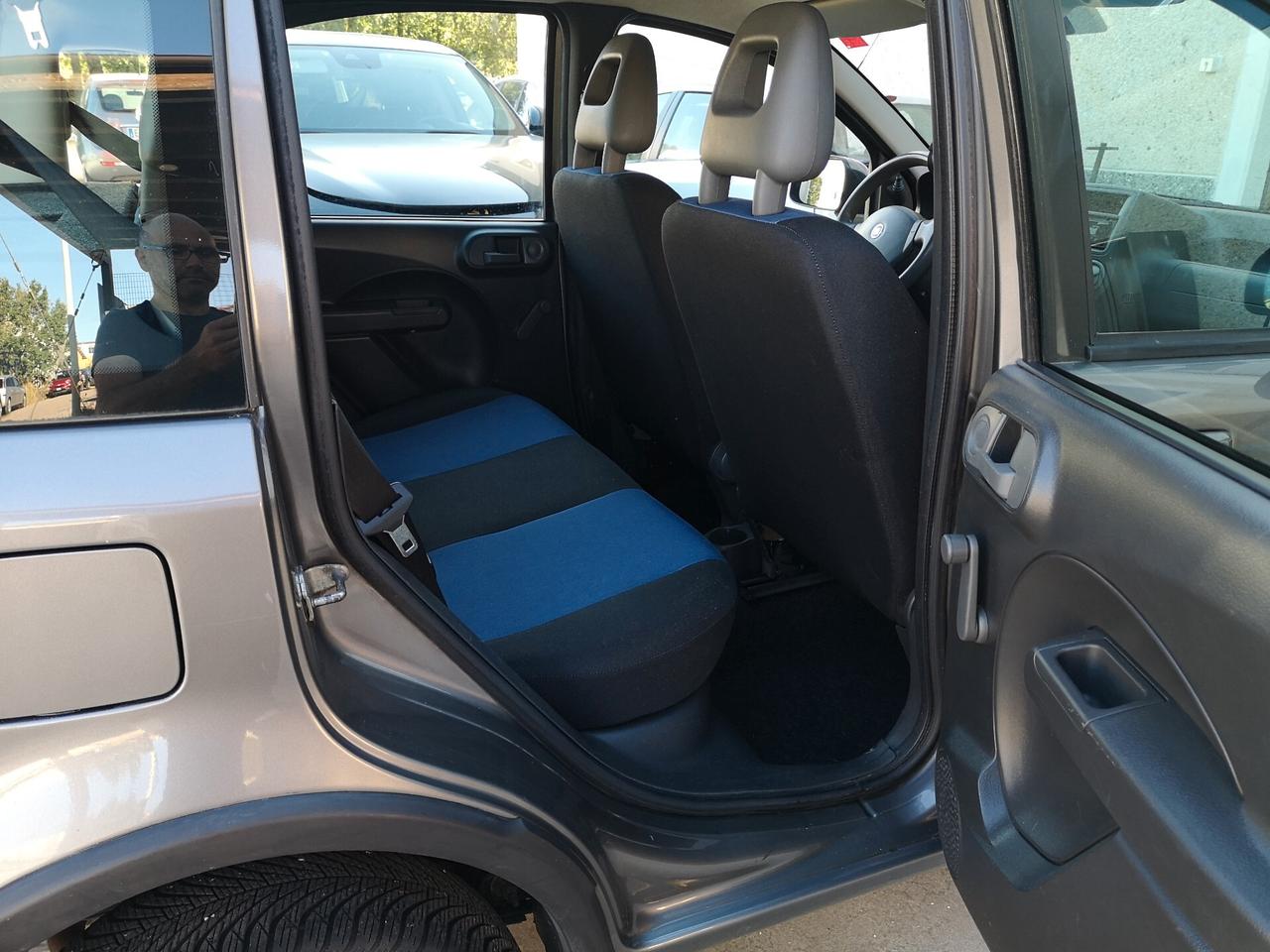 Fiat Panda 1.3 MJT 16V DPF 4x4 Climbing