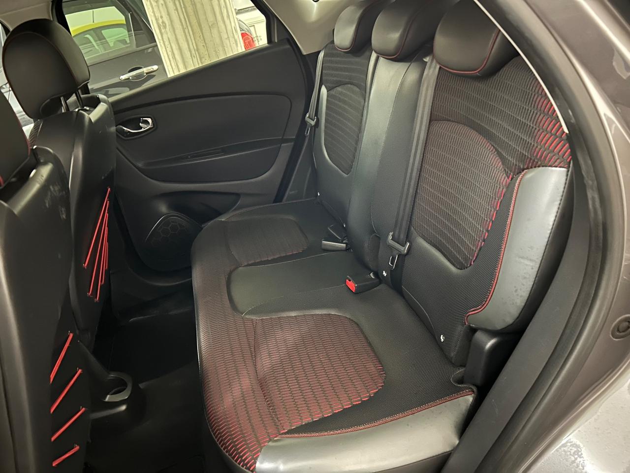 Renault Captur dCi 8V 90 CV EDC Start&Stop Energy Intens