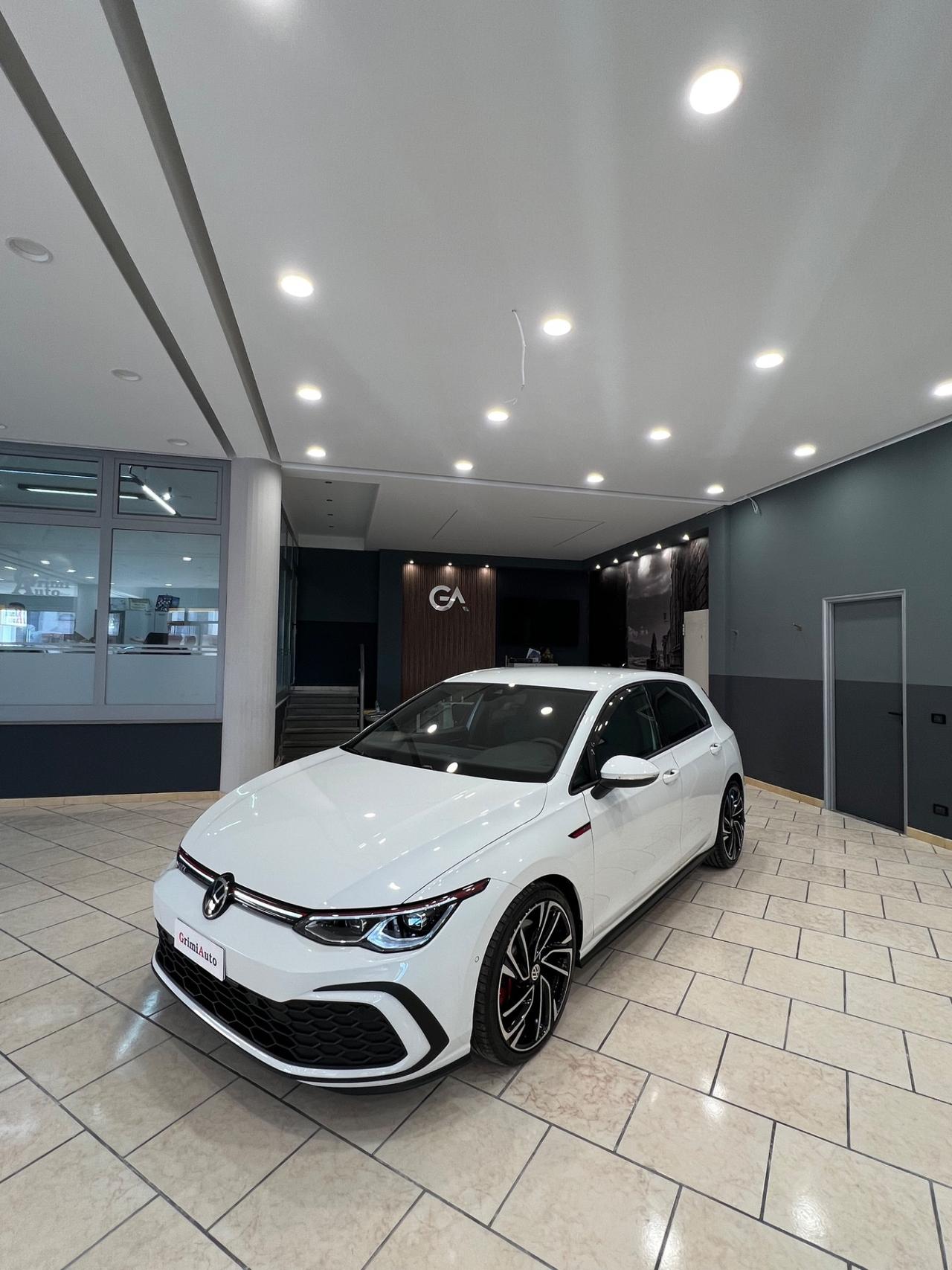 Volkswagen Golf GTI 2.0 TSI DSG