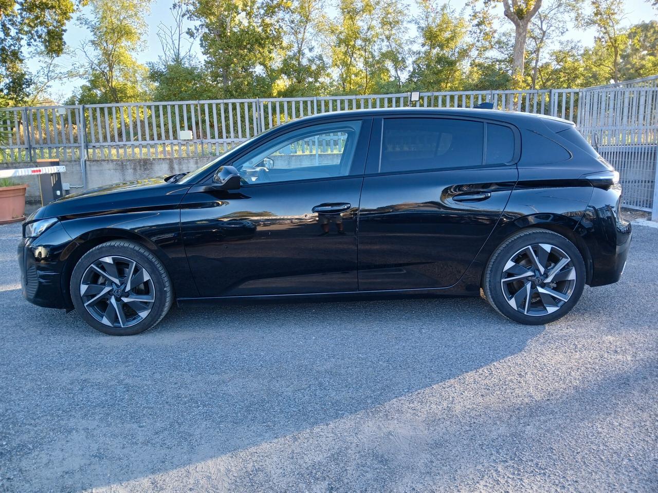 Peugeot 308 PureTech Turbo 130 S&S SW Allure