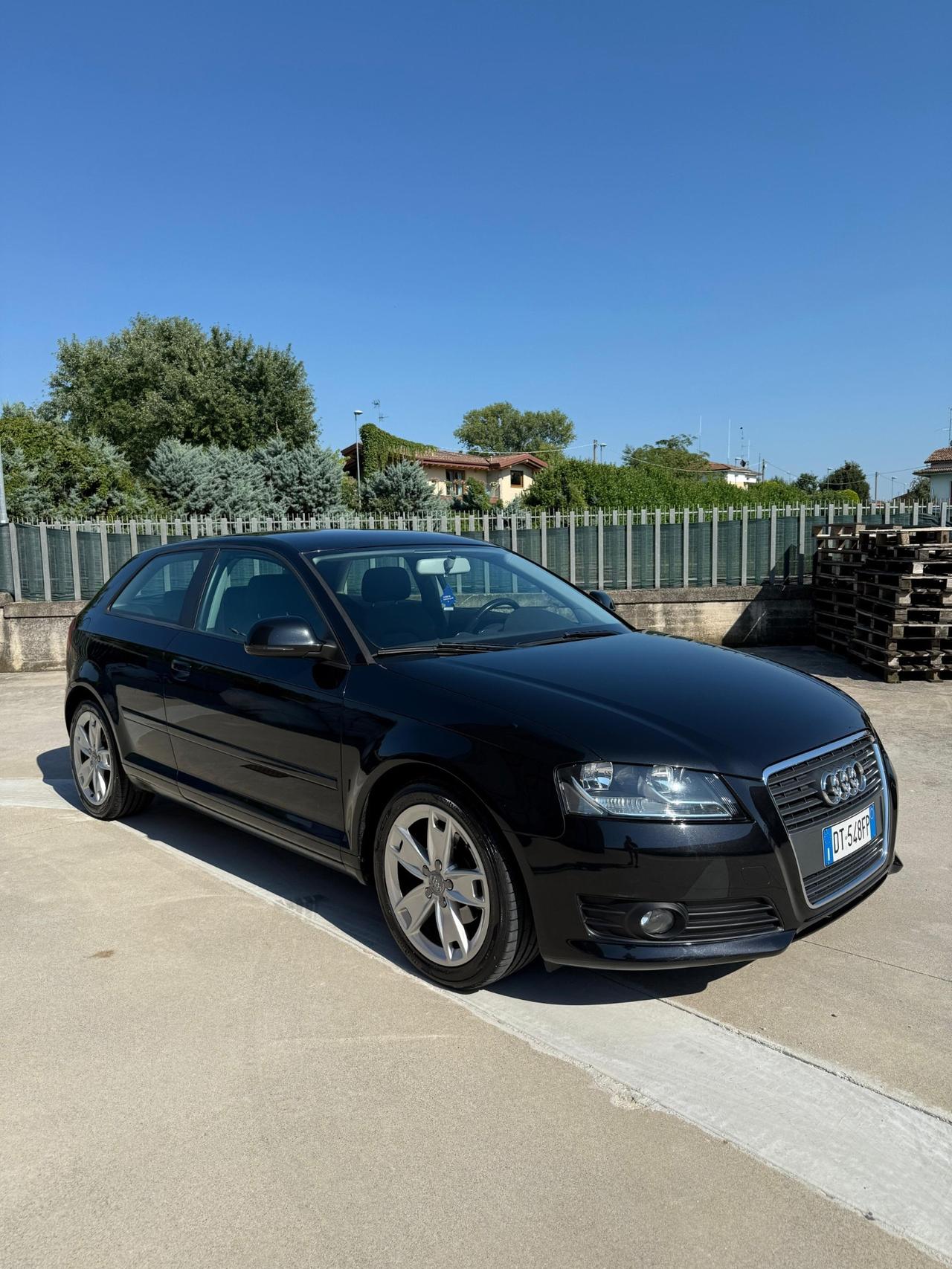 Audi A3 1.6 S-tronic Adatta a Neopatentati