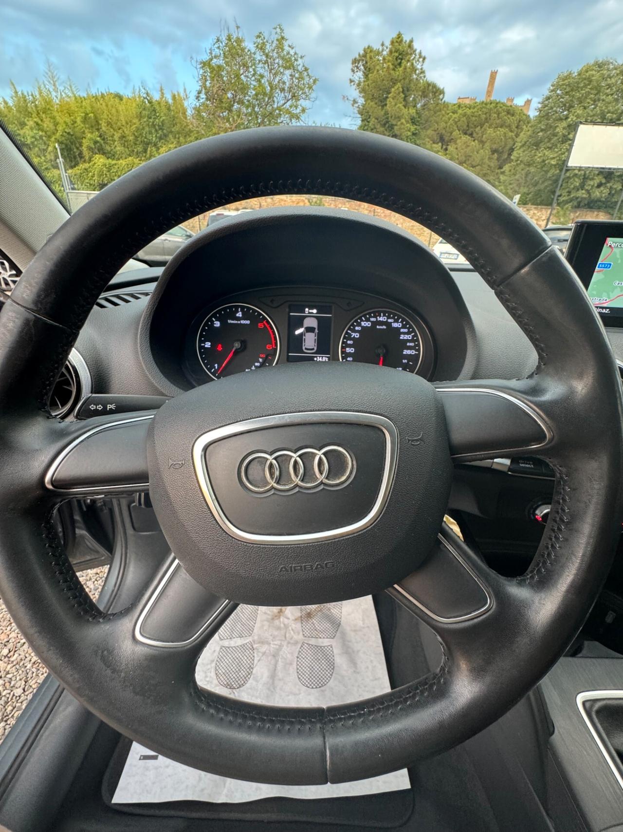 Audi A3 1.6 TDI clean diesel Attraction