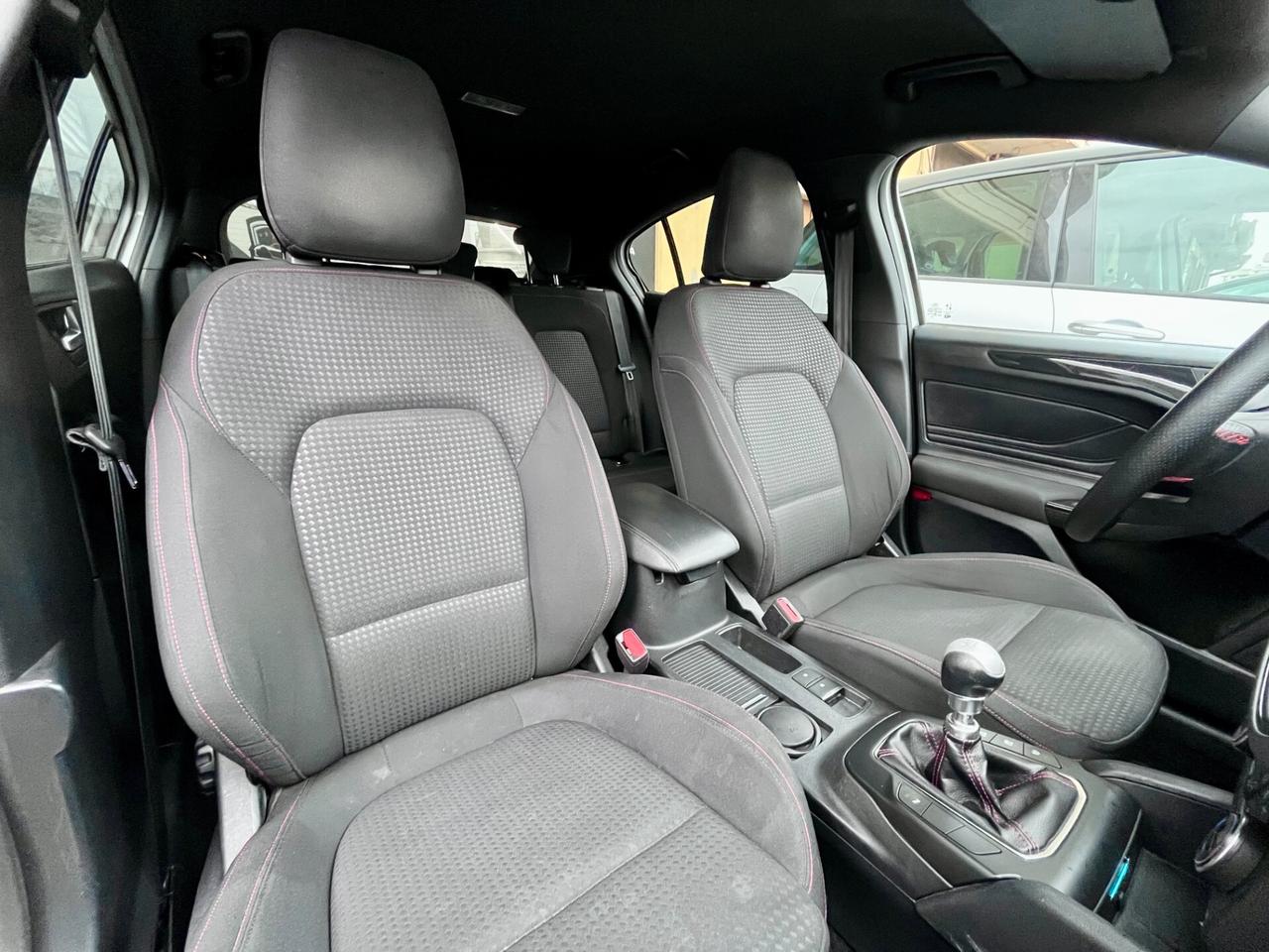 Ford Focus 1.5 EcoBlue 120cv ST-Line 2021