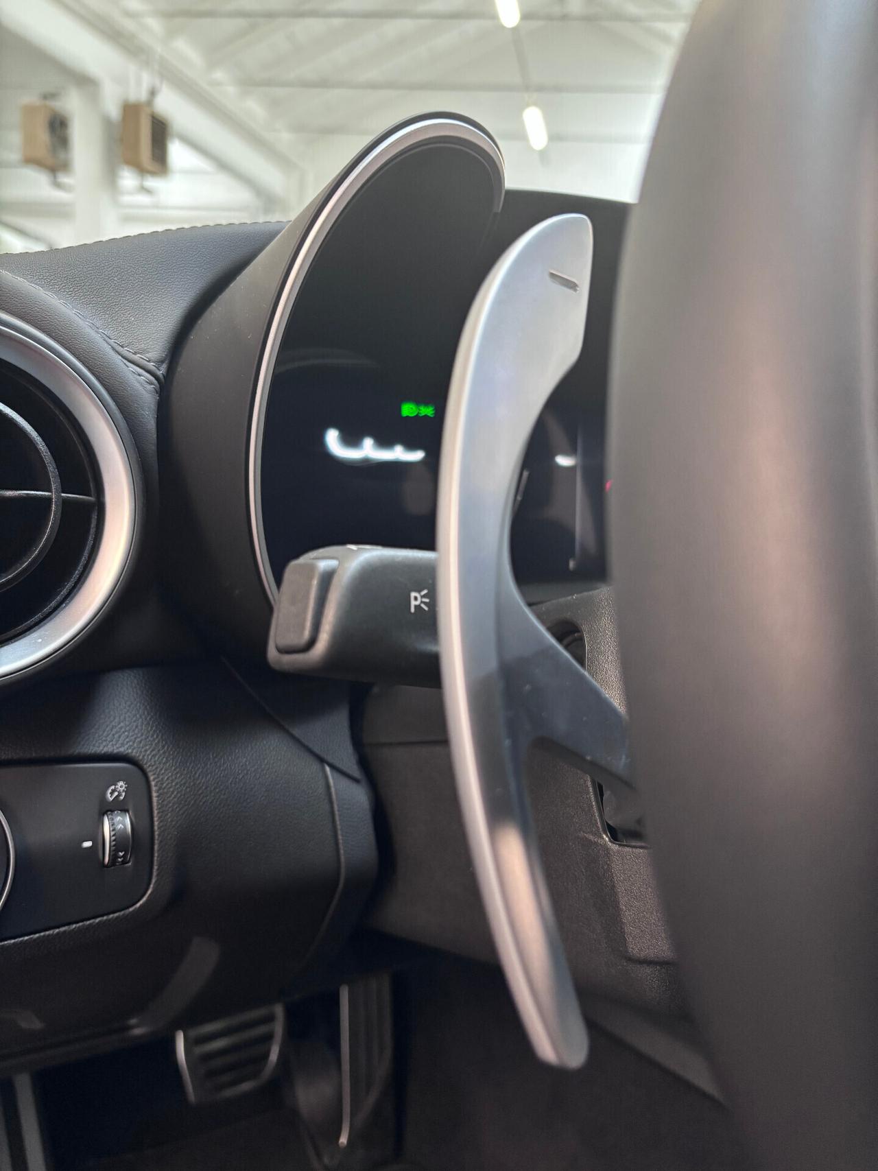 Alfa Romeo Giulia 2.9 V6 Bi-Turbo AT8 Quadrifoglio