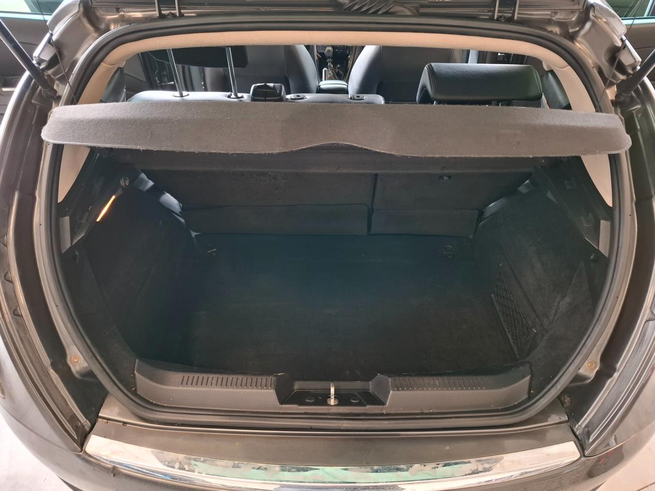 Lancia Delta 1.6 MJT DPF Gold