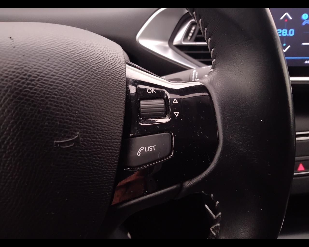 PEUGEOT 308 II 2018 - 308 5p 1.5 bluehdi Allure s&s 130cv