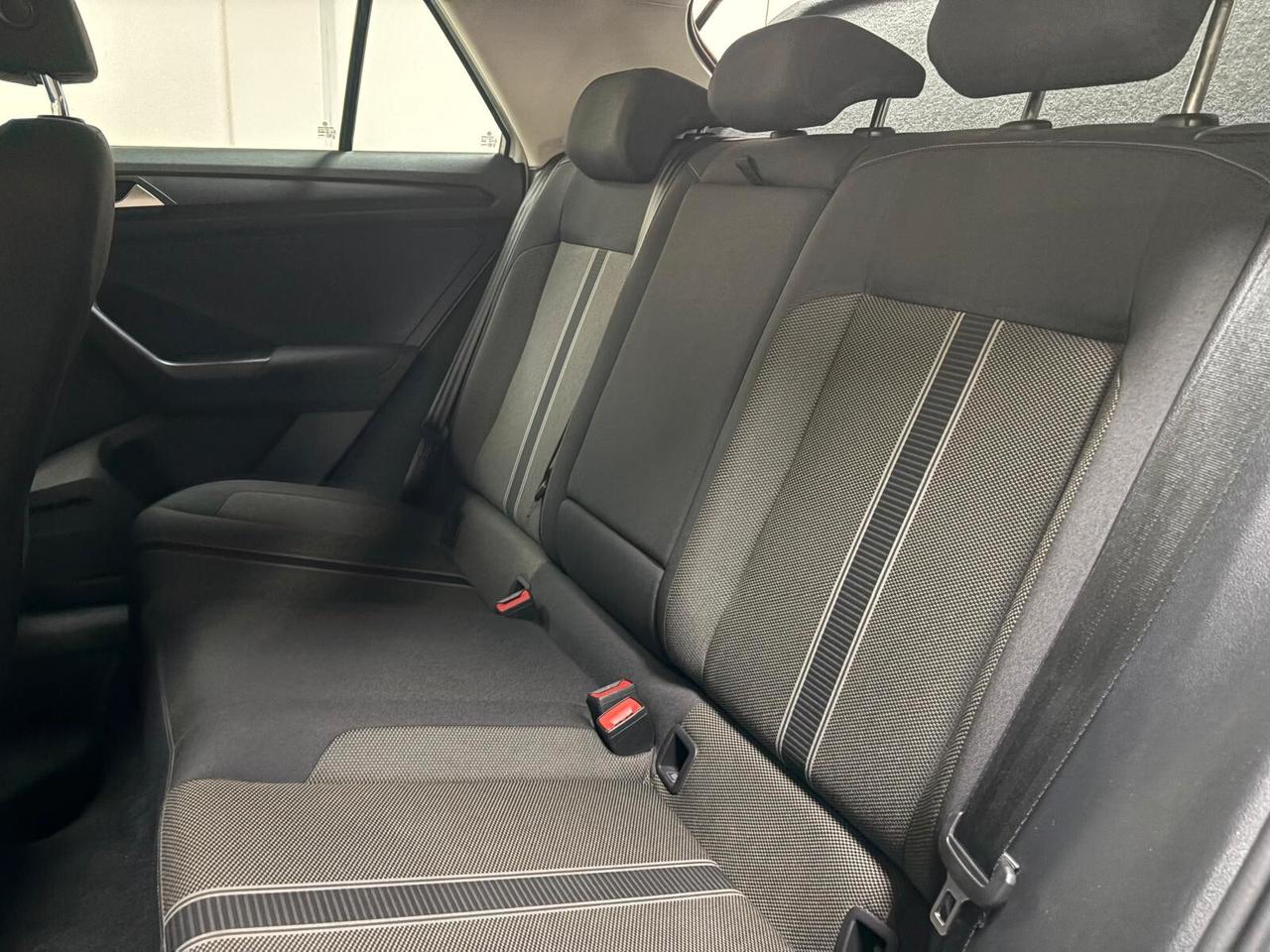 Volkswagen T-Roc 1.0 TSI Business BlueMotion Technology
