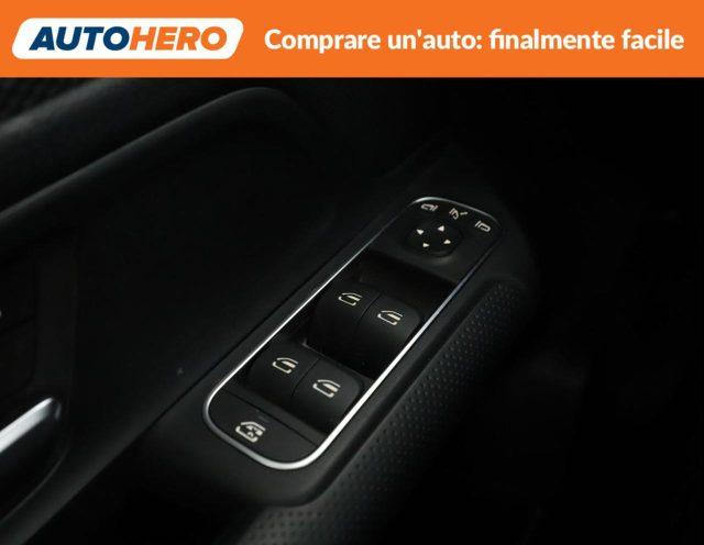 MERCEDES-BENZ GLA 180 Automatic Business