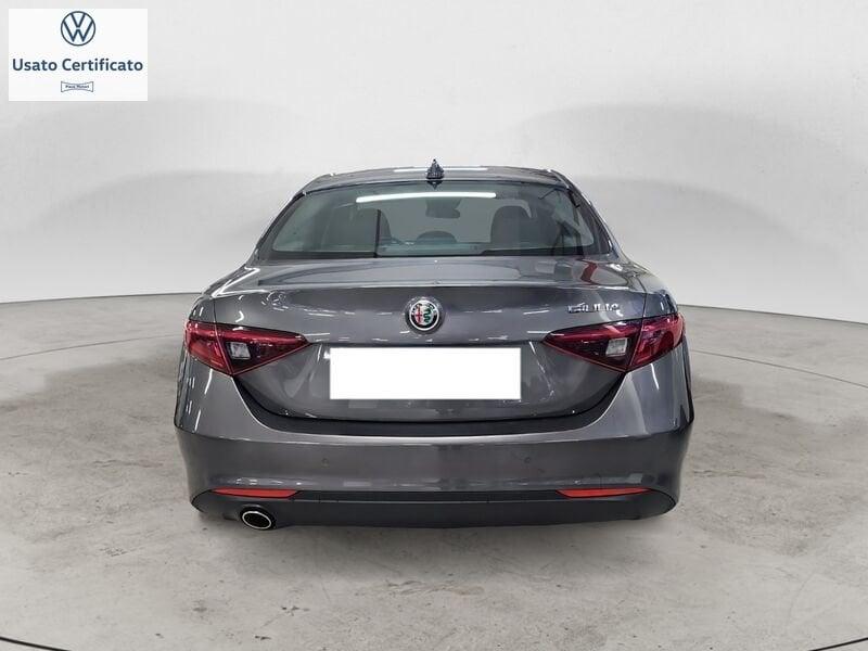Alfa Romeo Giulia Giulia 2.2 Turbodiesel 136 CV AT8 Business