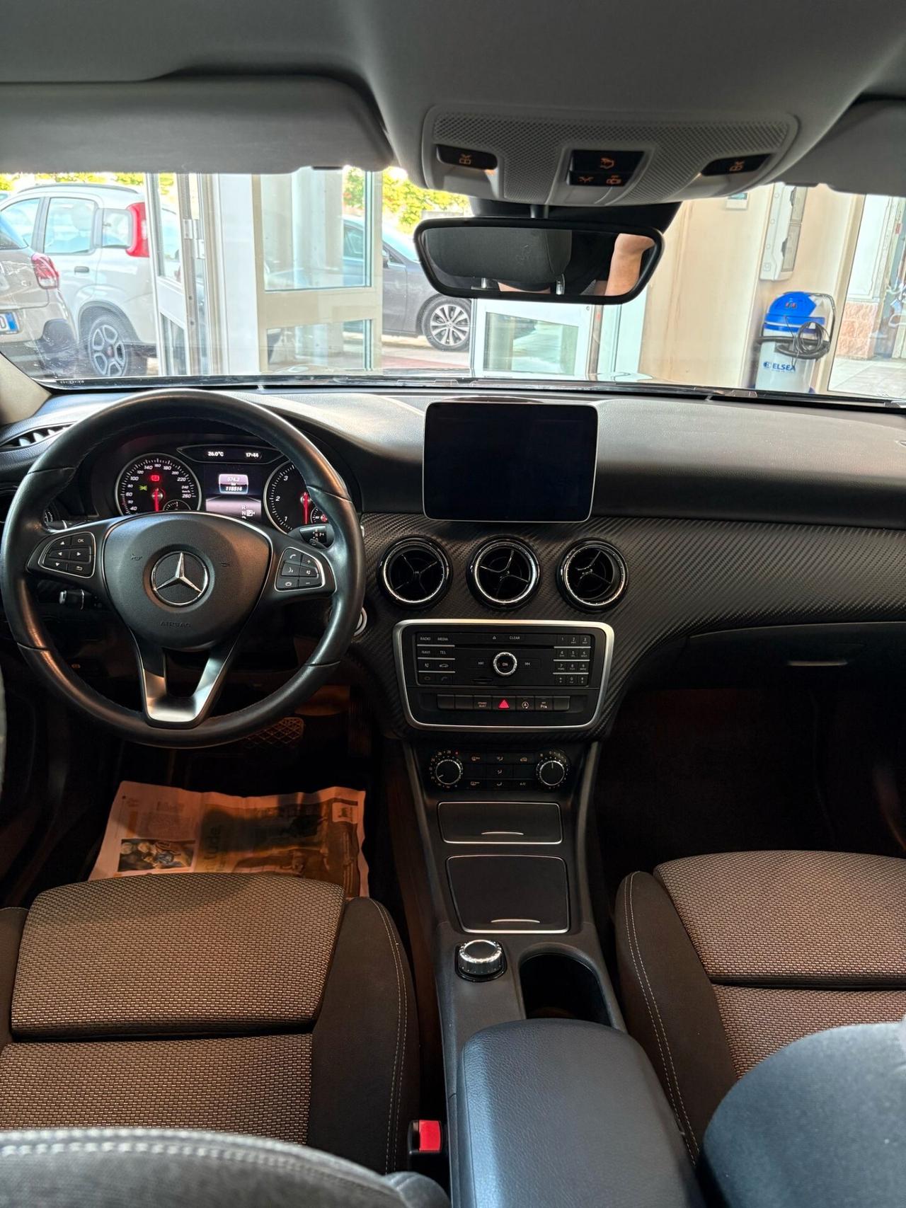 Mercedes-benz GLA 200 GLA 220 d Automatic Business