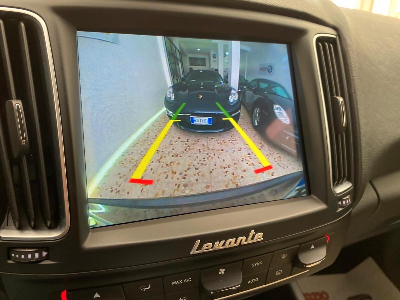 Maserati Levante V6 Diesel 275 CV AWD Granlusso