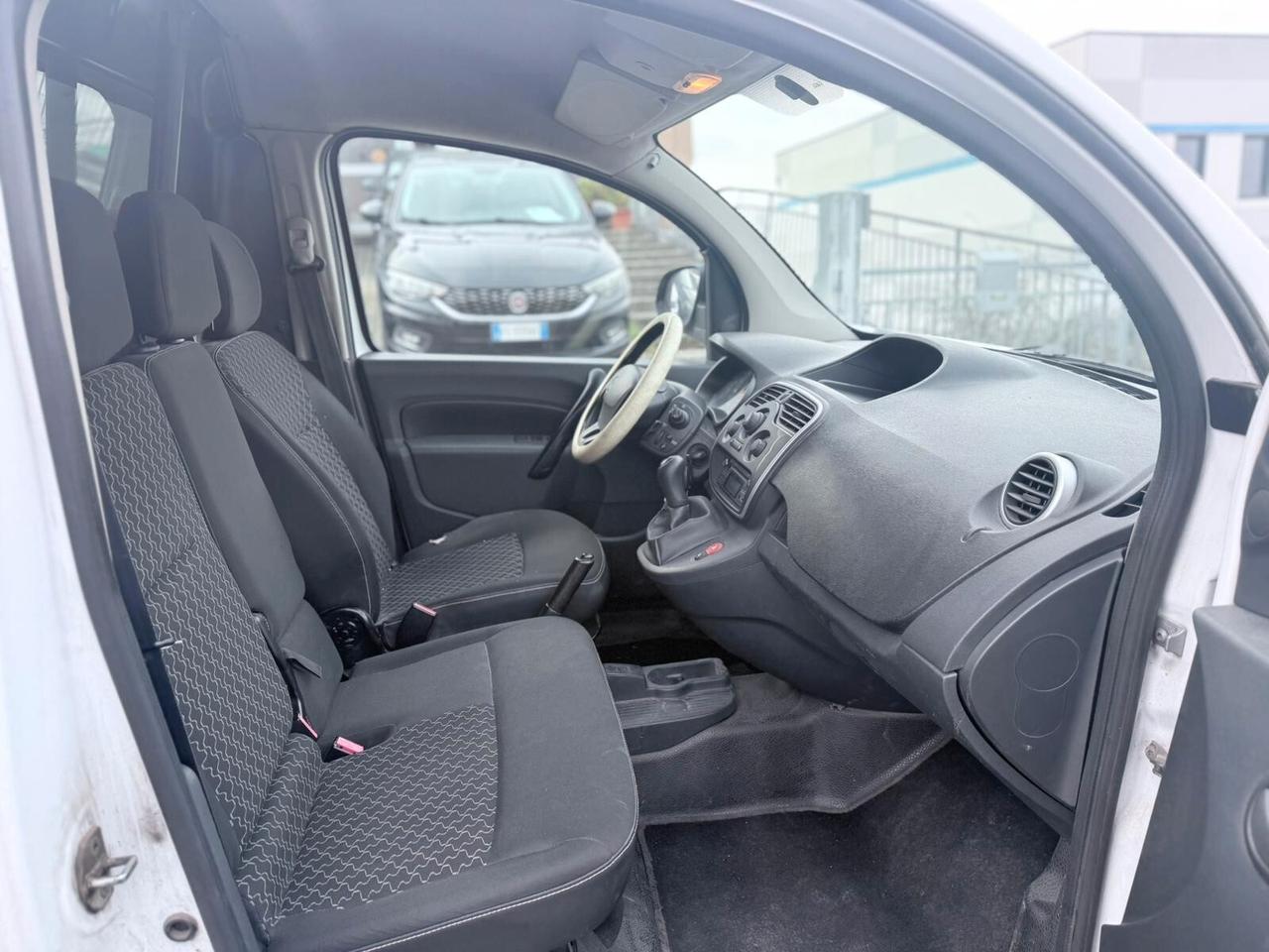 Renault Kangoo 1.5 DIESEL 2014 3POSTI