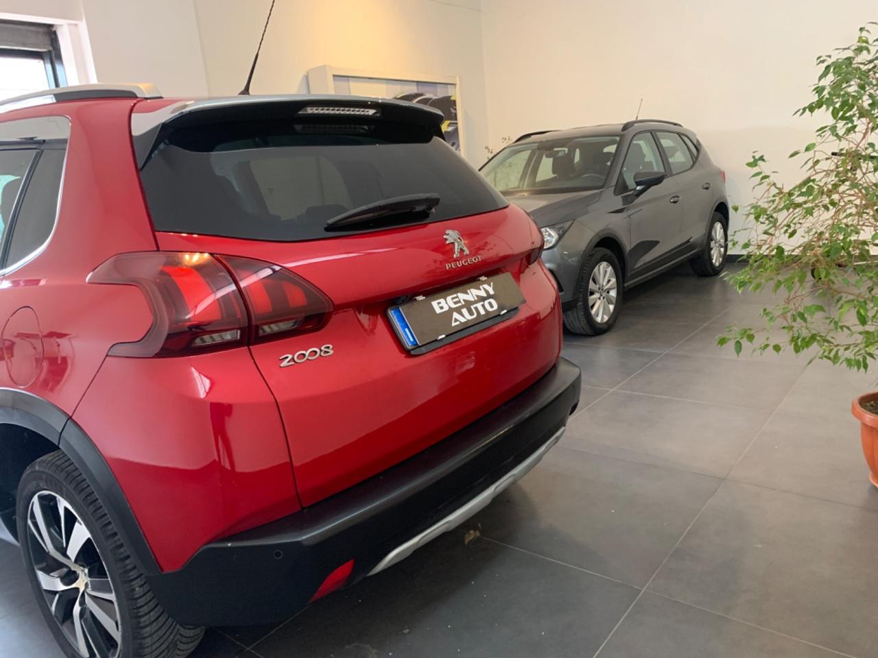 Peugeot 2008 BlueHDi 100 Allure