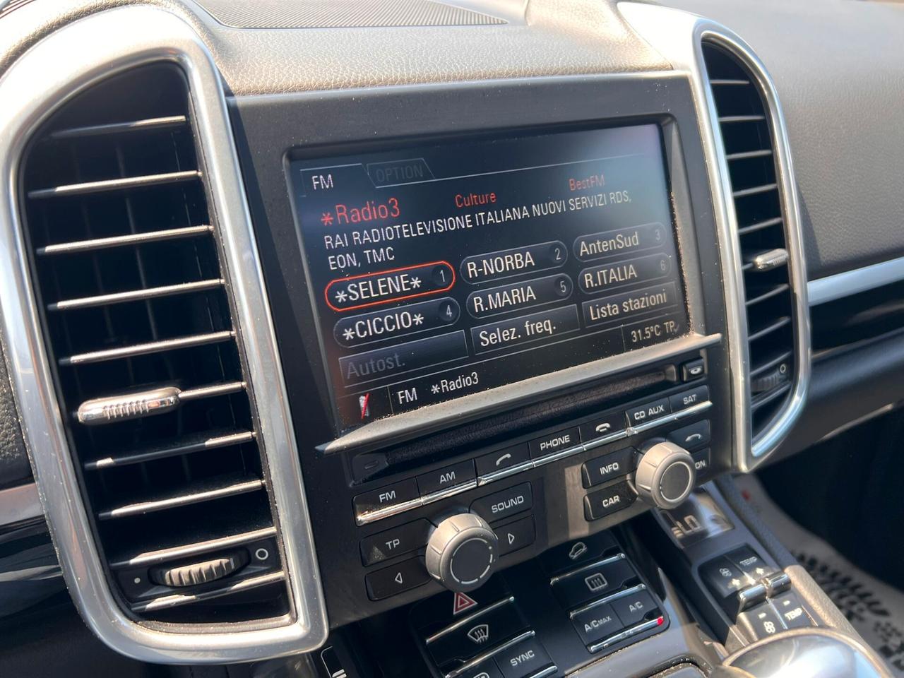 Porsche Cayenne 3.0 Diesel 245CV no superbollo