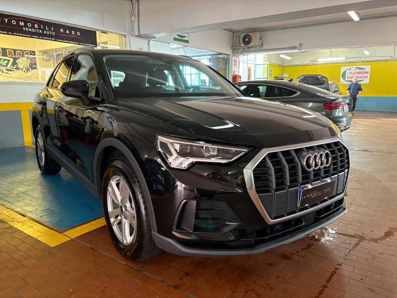 Audi Q3 45 TFSI e S tronic Business