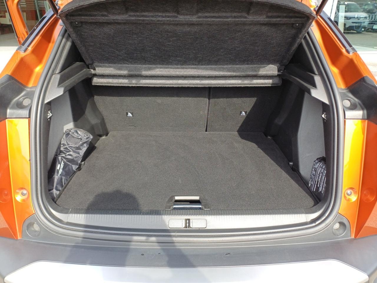 PEUGEOT 2008 2ª serie - 2008 PureTech 130 S&S EAT8 GT