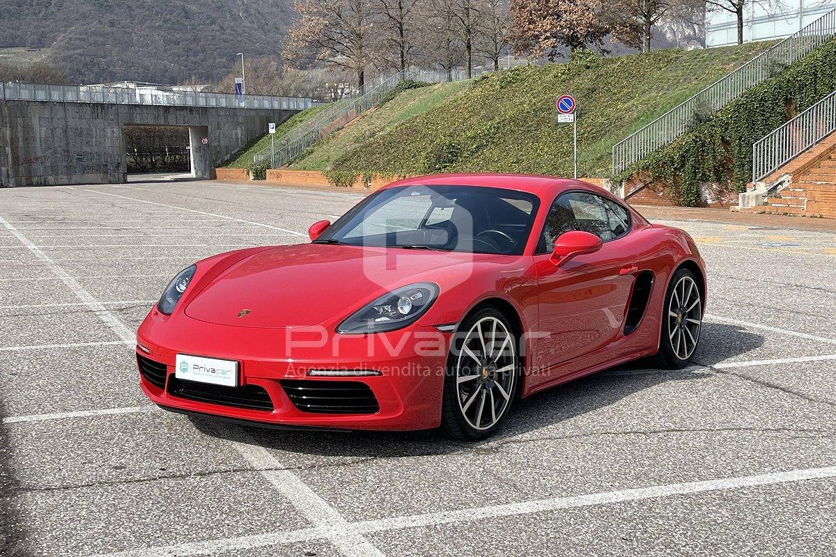 PORSCHE 718 Cayman 2.0