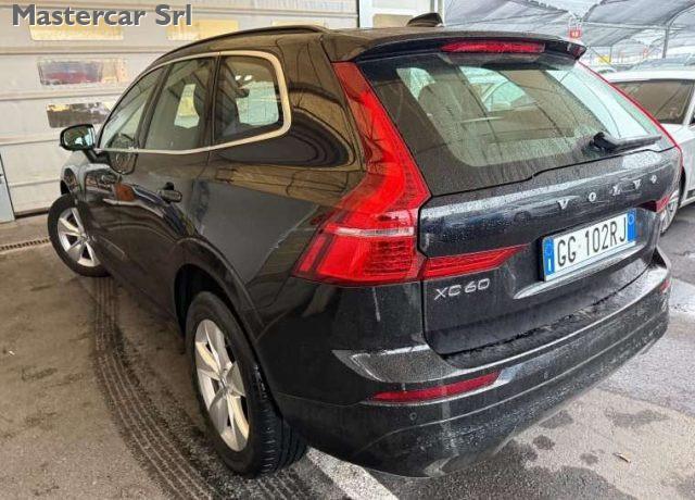 VOLVO XC60 XC60 II 2022 2.0 b4 Momentum Pro auto - GG102RJ