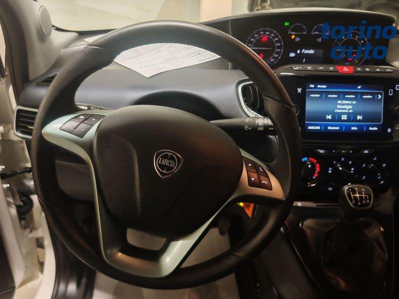 Lancia Ypsilon 1.0 FireFly 70cv Hybrid Platino