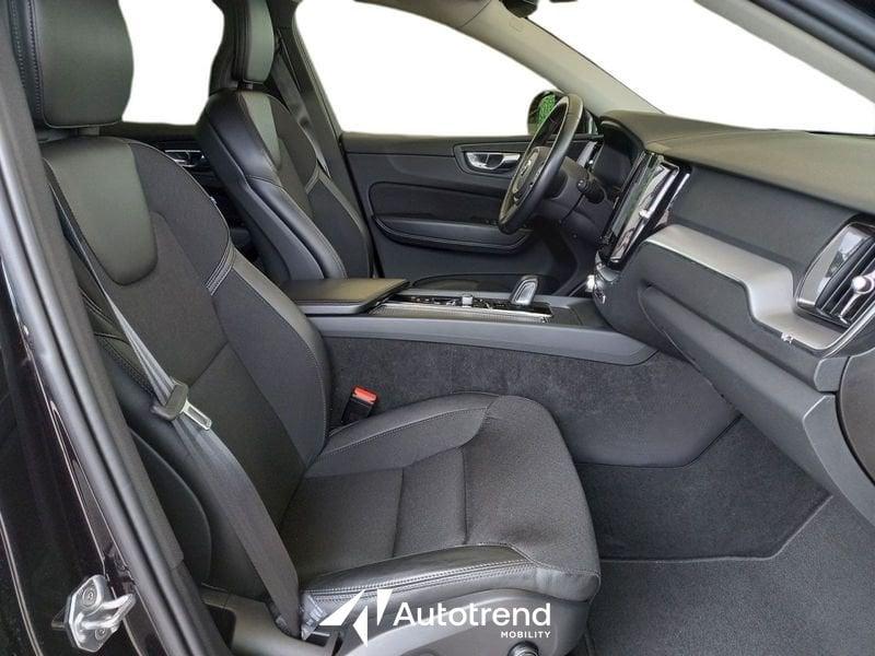 Volvo XC60 B4 197+14 CV AWD Automatica Mild Hybrid Momentum Pro