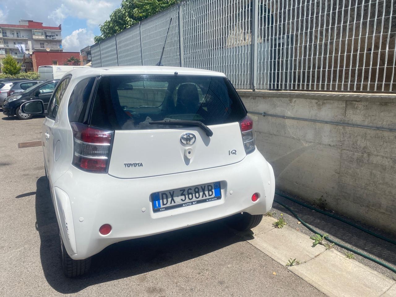Toyota iQ 1.0 Sol cambio automatico