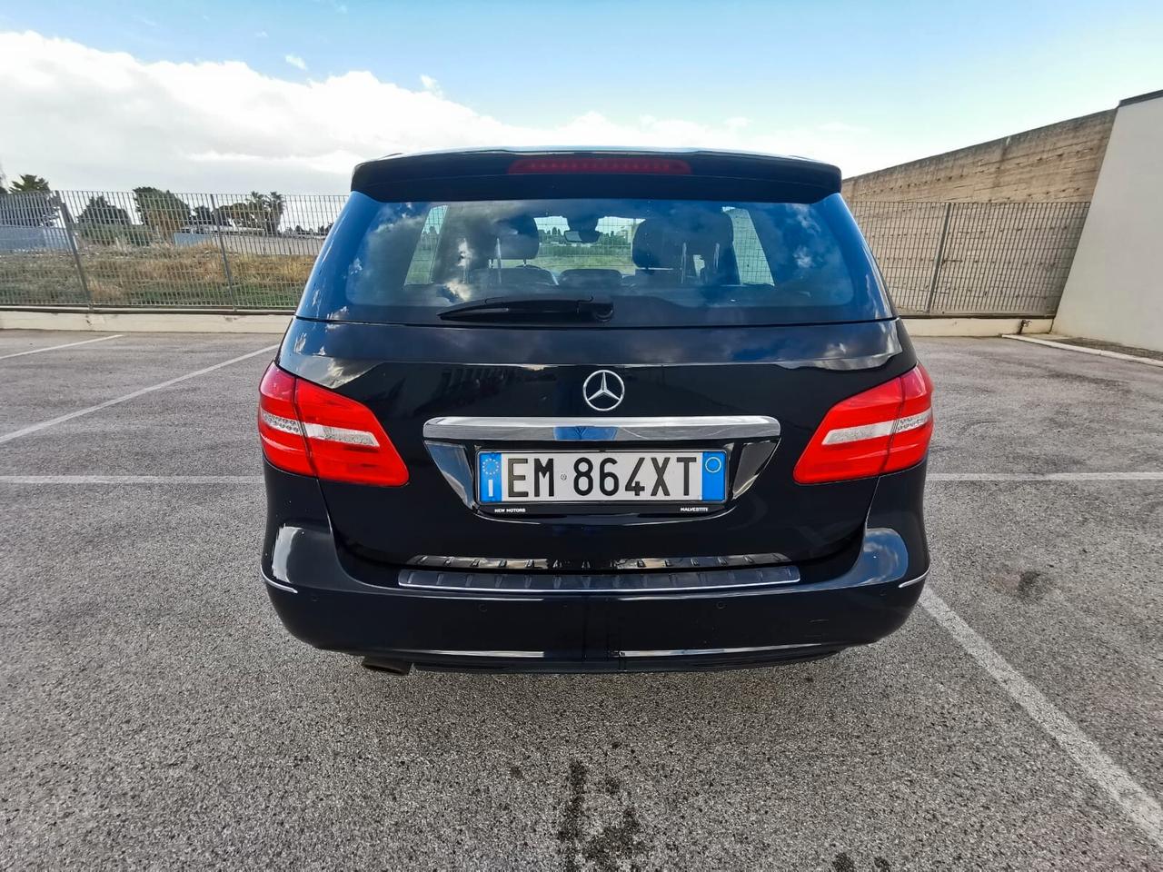 Mercedes-benz B 180 BlueEFFICIENCY Prem. TETTO/NAVIG