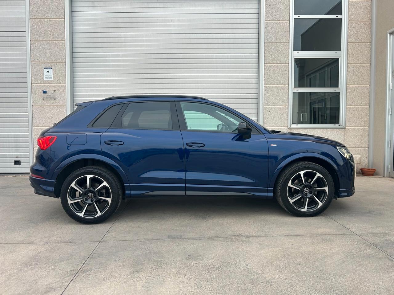 Audi Q3 35 TDI S line edition