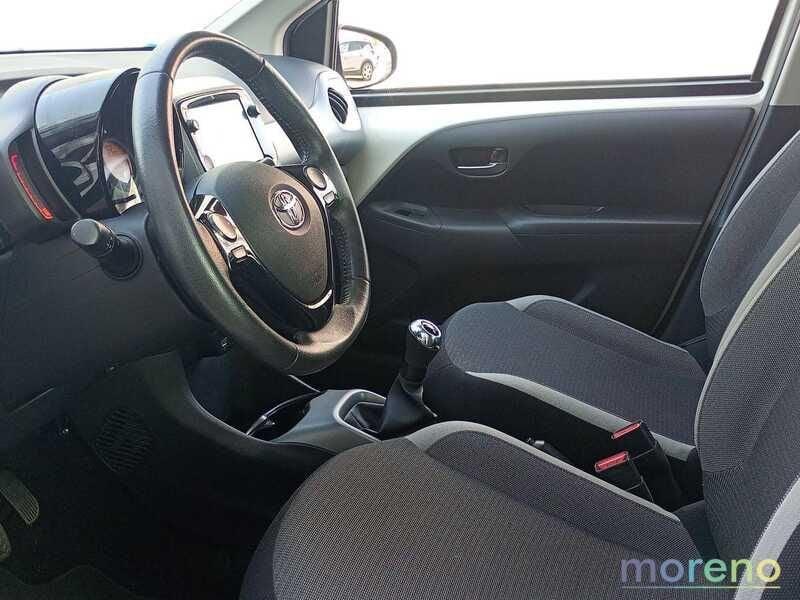 Toyota Aygo x-play