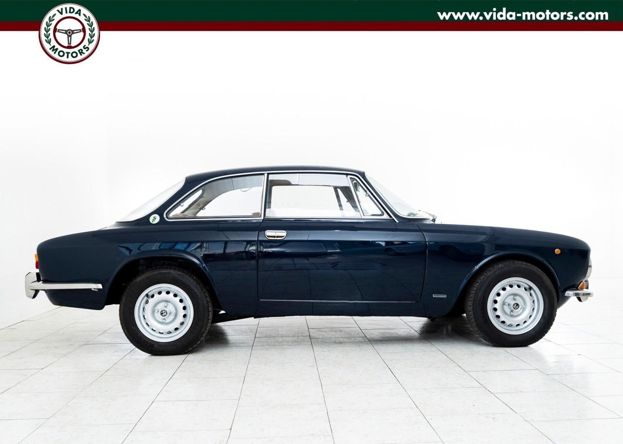 Alfa Romeo GT 2000 Veloce * BLU OLANDESE * RESTAUR