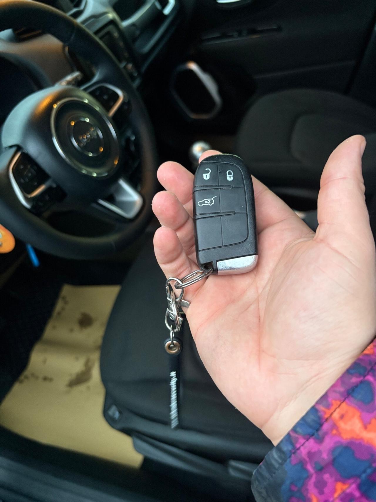 Jeep Renegade 1.6 Mjt 120 CV Total Black