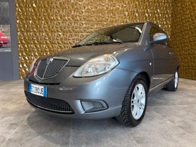 Lancia Ypsilon 1.2 Argento